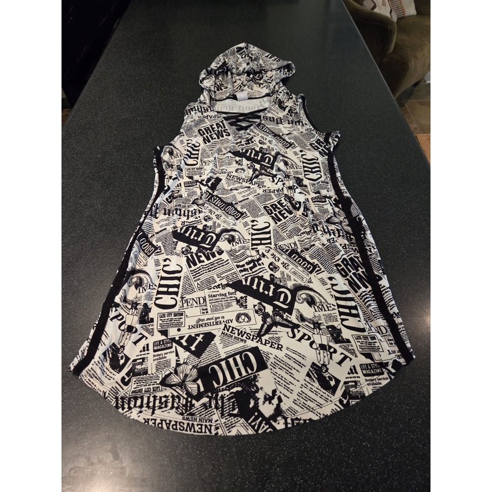 Chic Black and White Newspaper Print Women's Top